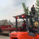 新疆 黄金麻冰裂纹，地铺石装车