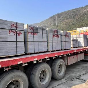 新疆 芝麻灰地铺石出货日常