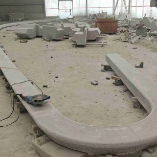 新疆 芝麻白花岗岩弧形花坛石，坐凳石