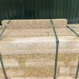 新疆 黄金麻花岗岩石材机切面栏杆料半成品