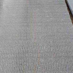 新疆 芝麻灰花岗岩斧剁面，刀斩面