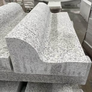 新疆 白麻花岗岩S型路沿石，路侧石，马路牙子等