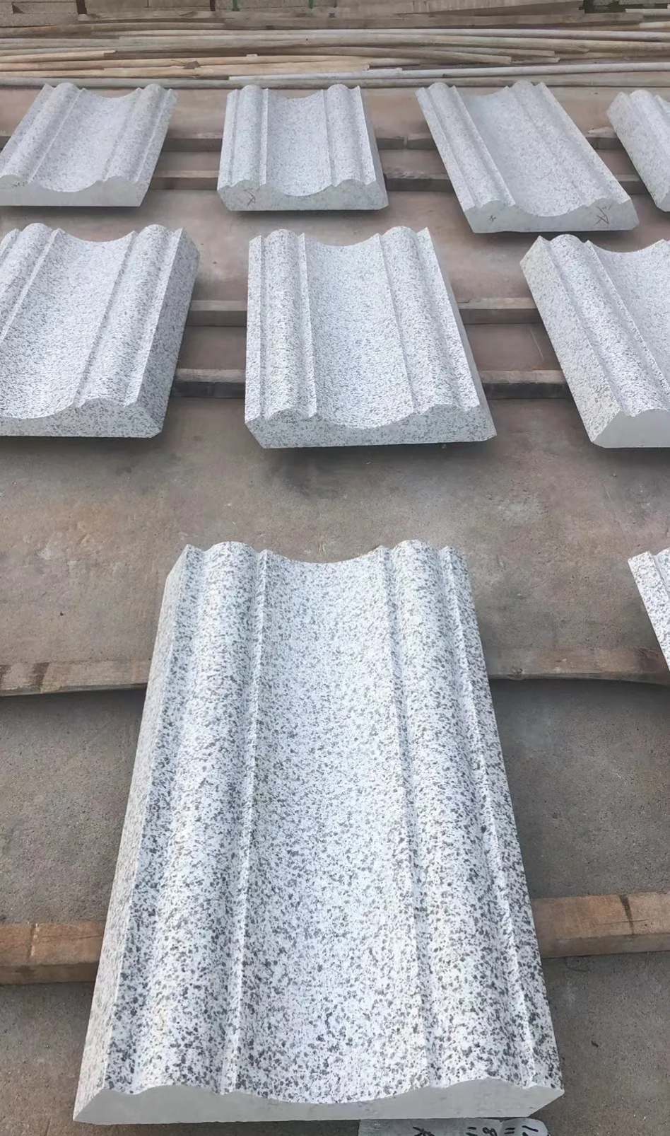 新疆 白麻花岗岩光面别墅线条