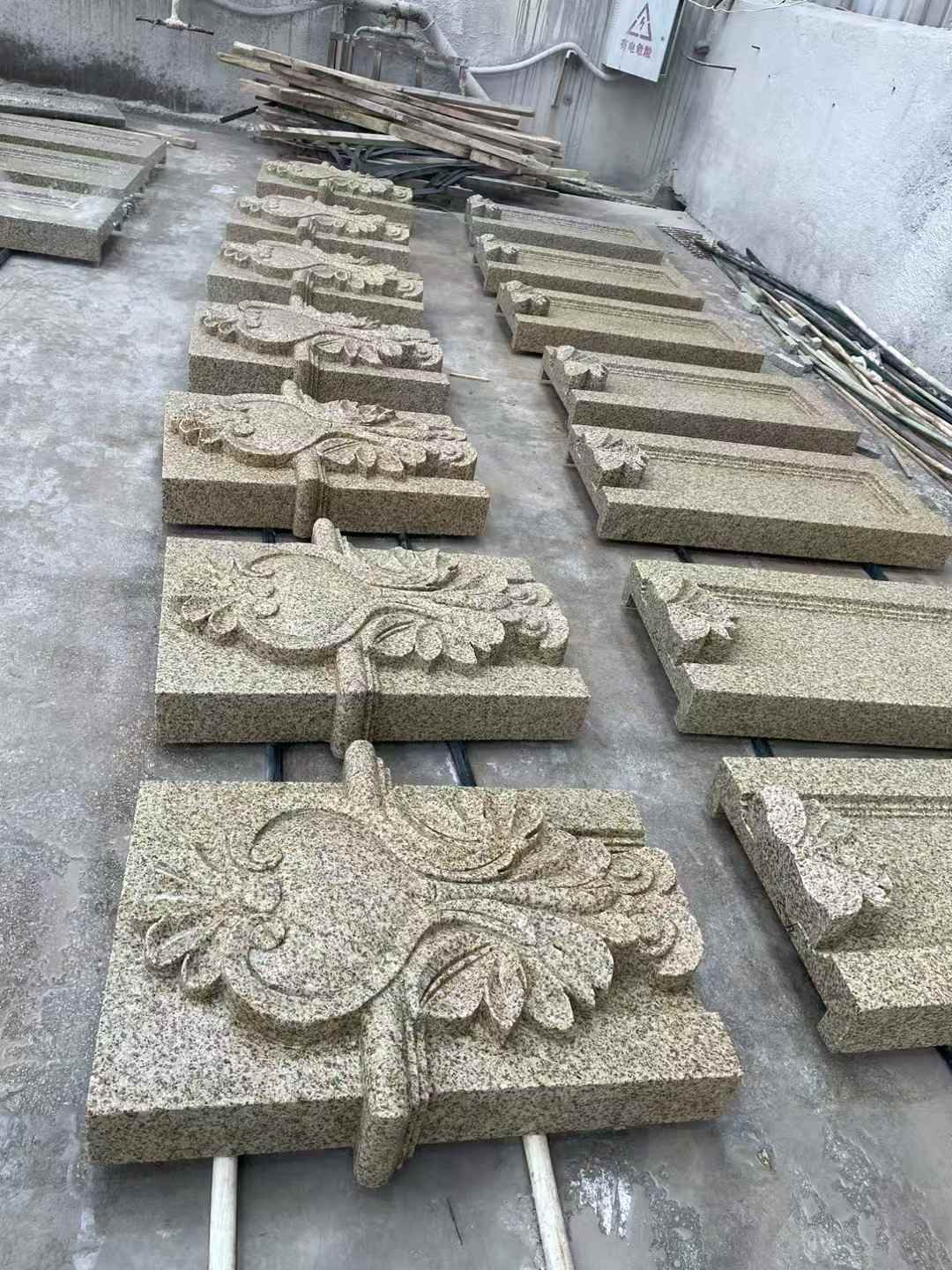 新疆 黄金麻花岗岩别墅外墙雕刻板