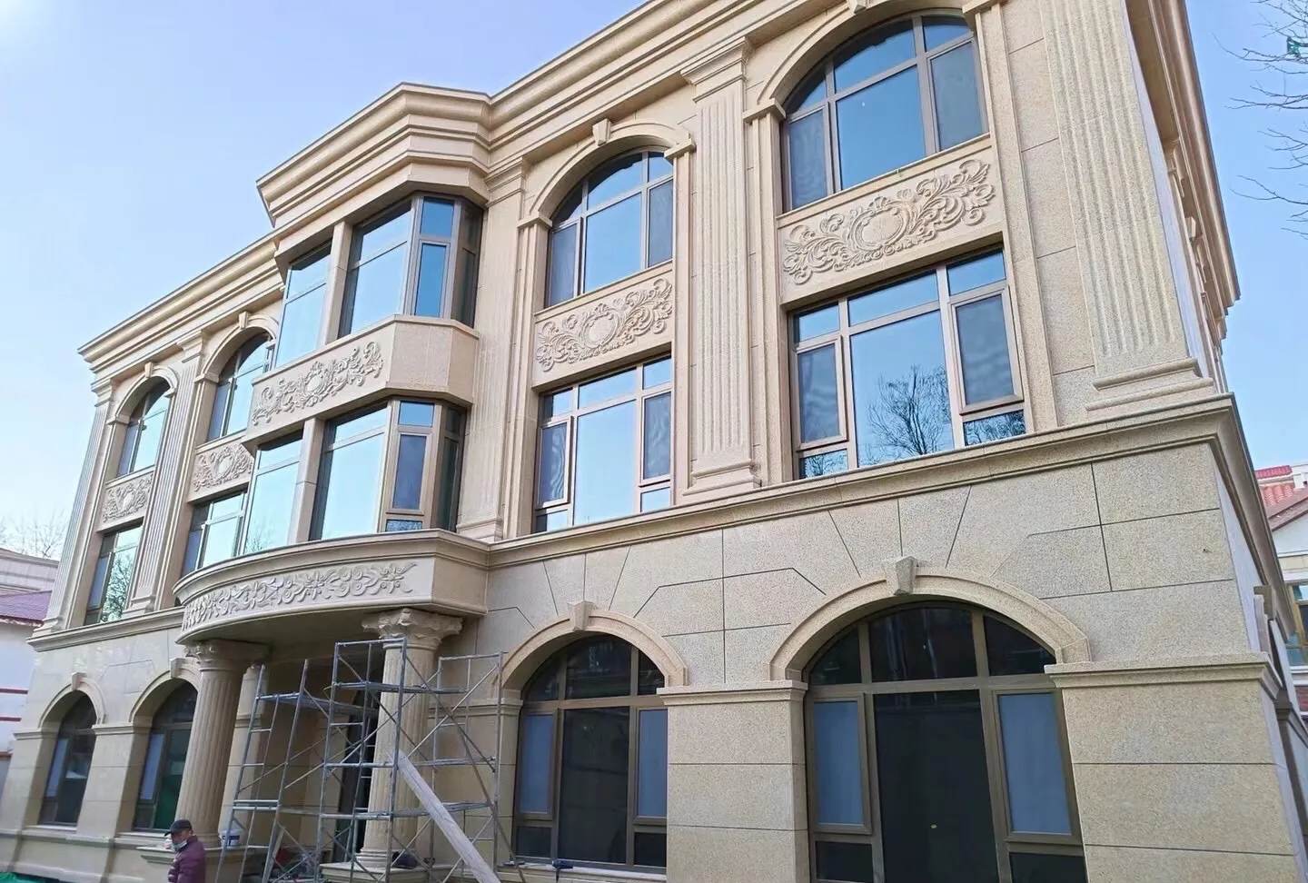 新疆 黄金麻花岗岩别墅外墙干挂