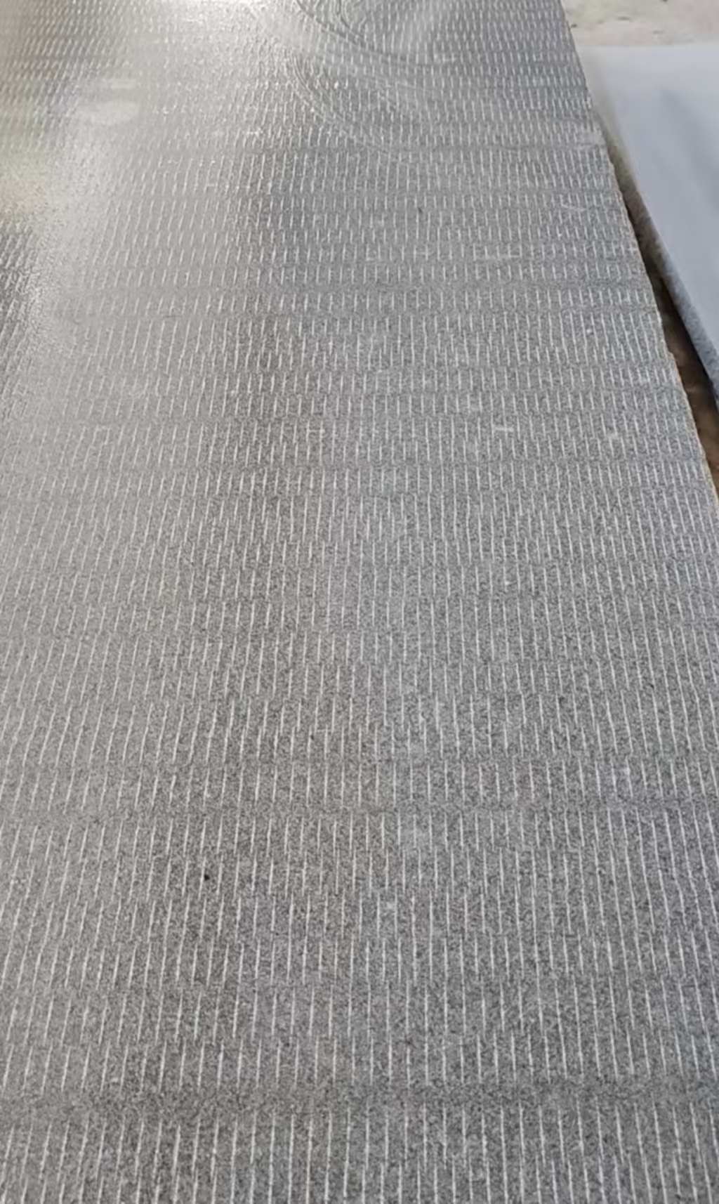 新疆 芝麻灰花岗岩斧剁面，刀斩面