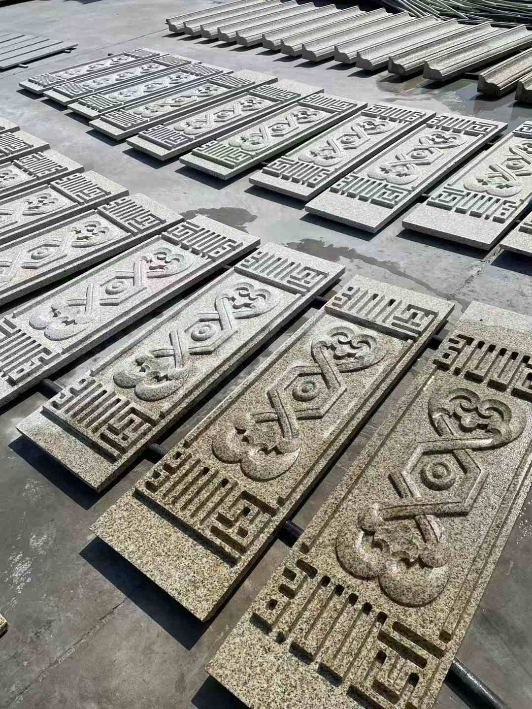 新疆 黄金麻花岗岩外墙雕刻板