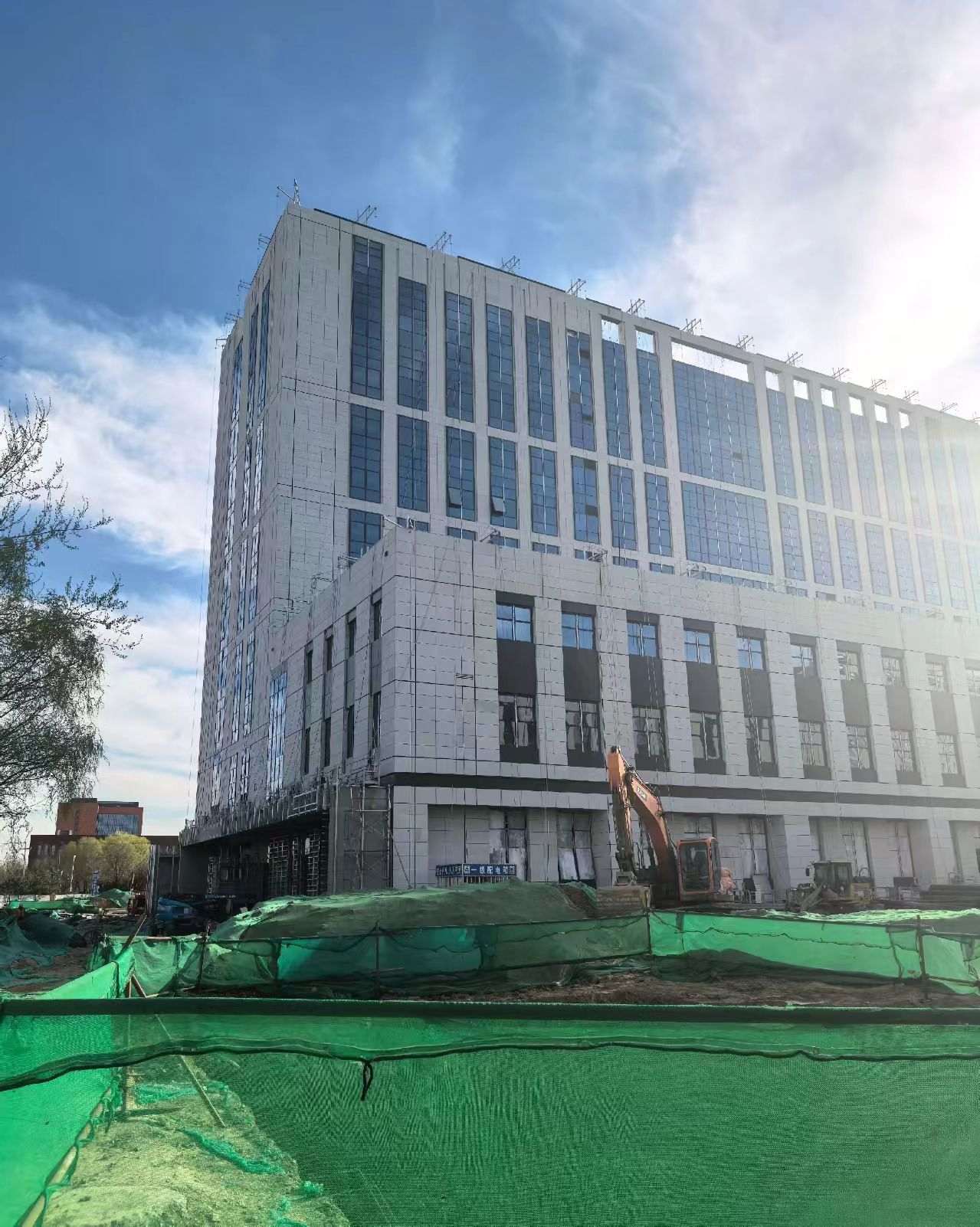 新疆 白麻花岗岩石材外墙干挂