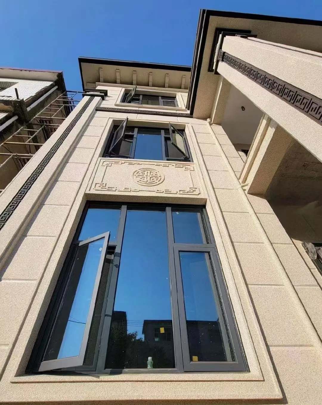 新疆 黄金麻荔枝面别墅外墙干挂效果展示